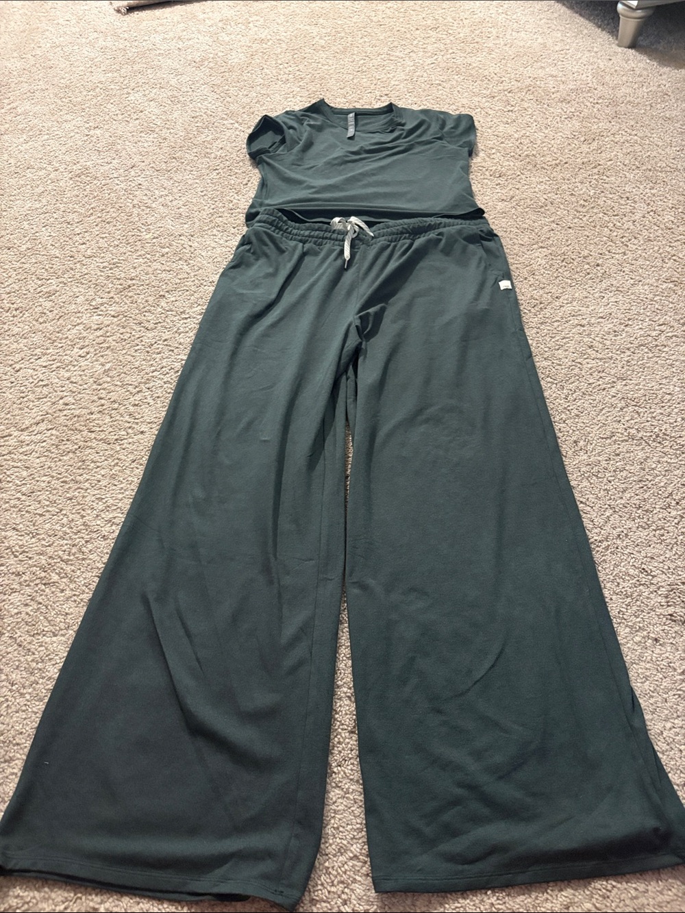 Vuori Wide-Leg Drawstring Pants and Short Sleeved Top- Forest Green